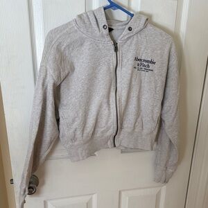 Abercrombie & Fitch Cropped Light Gray Zip-Up Jacket